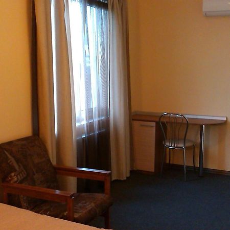 Yuzhniy Dvorik Aparthotel Οδησσός Εξωτερικό φωτογραφία