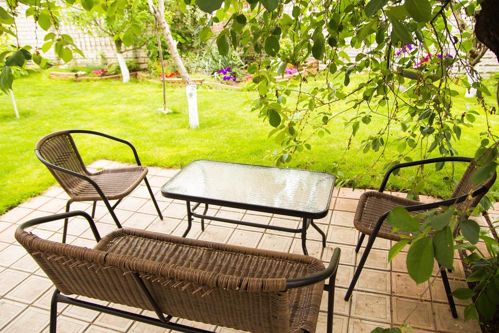 Yuzhniy Dvorik Aparthotel Οδησσός Εξωτερικό φωτογραφία