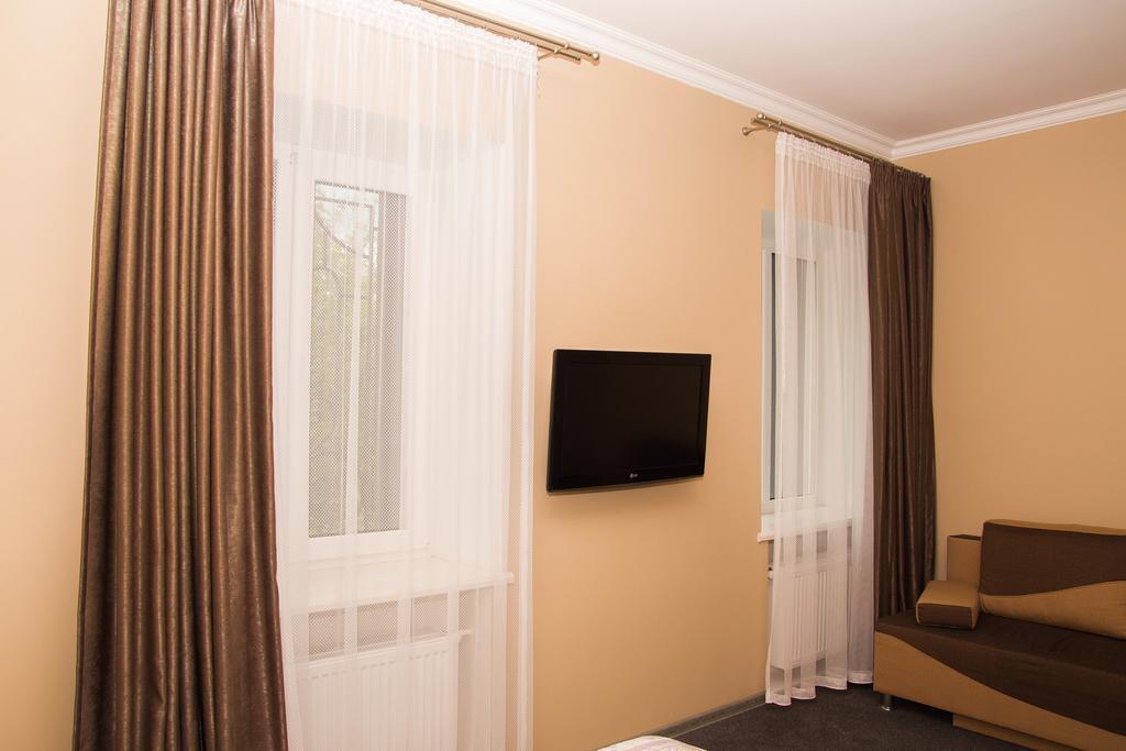 Yuzhniy Dvorik Aparthotel Οδησσός Εξωτερικό φωτογραφία