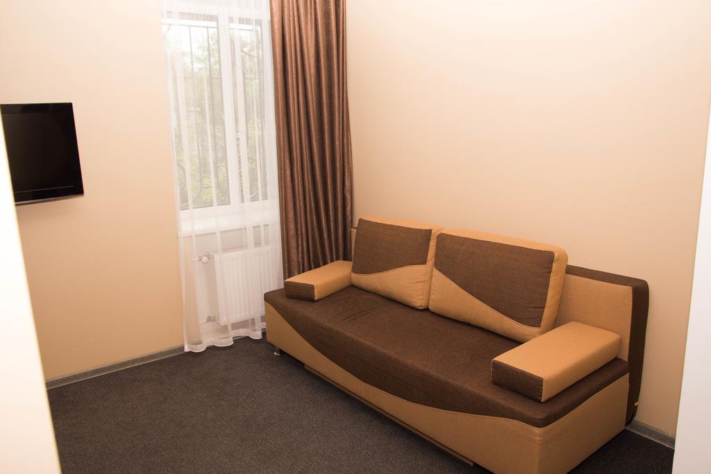 Yuzhniy Dvorik Aparthotel Οδησσός Εξωτερικό φωτογραφία